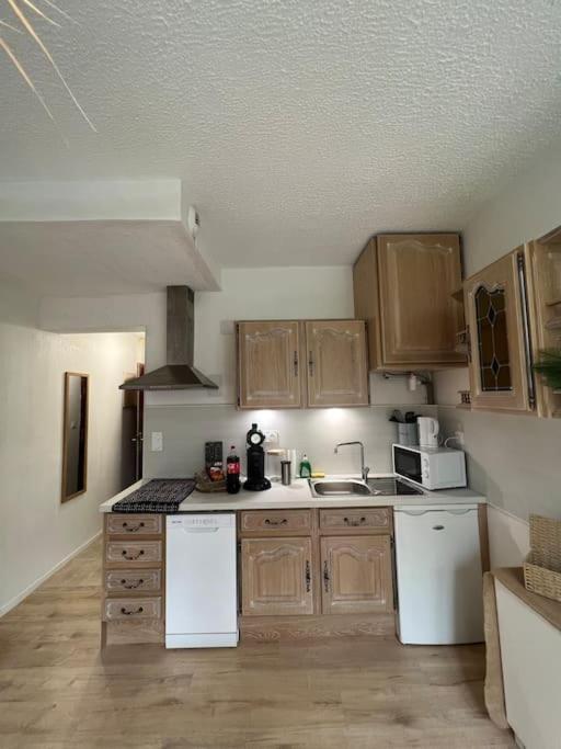 Appartement Balinais Lumineux Et Calme อาวีญง ภายนอก รูปภาพ